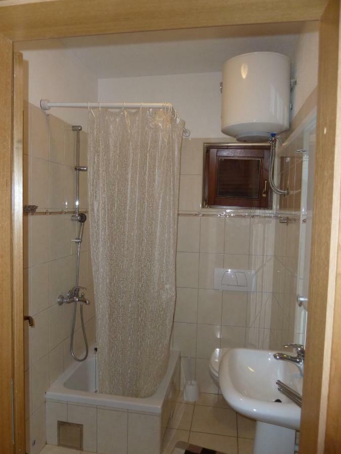 Apartments Davor Jadrtovac Номер фото